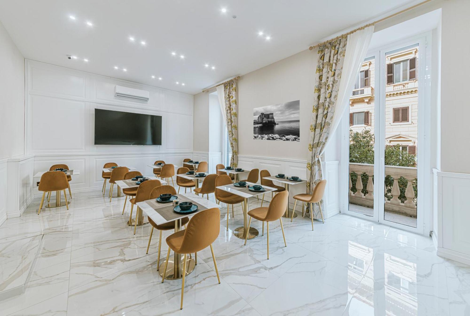 Gentile Suite & Spa Vomero Neapel Exterior foto