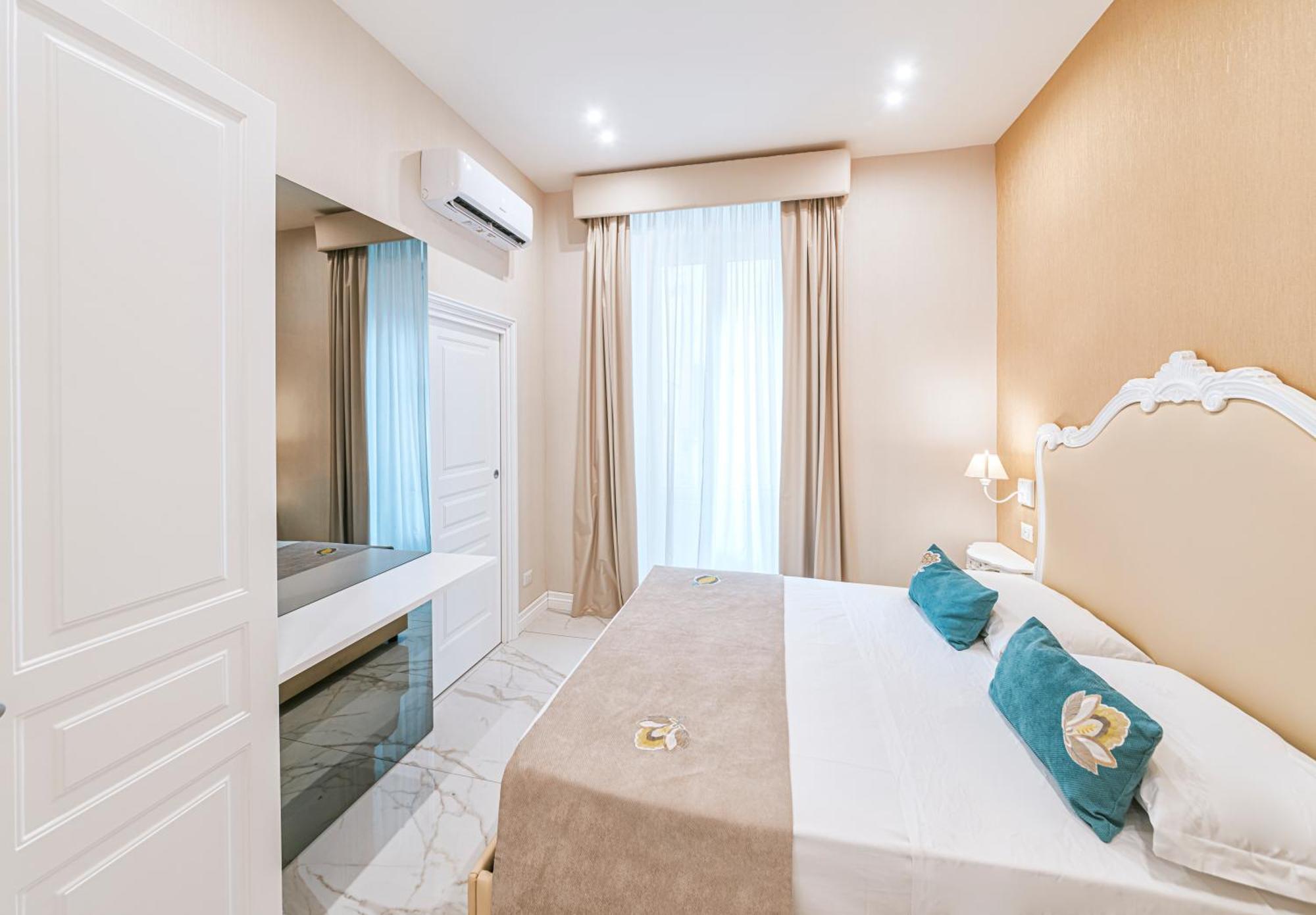 Gentile Suite & Spa Vomero Neapel Exterior foto