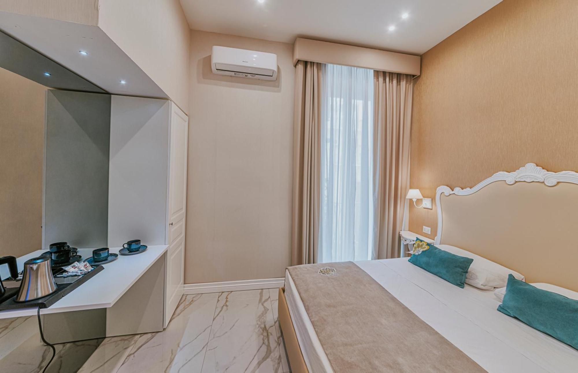 Gentile Suite & Spa Vomero Neapel Exterior foto